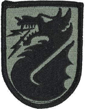 PV-0005E 5th Signal Command ACU Patch with Fastener (A-1-815)