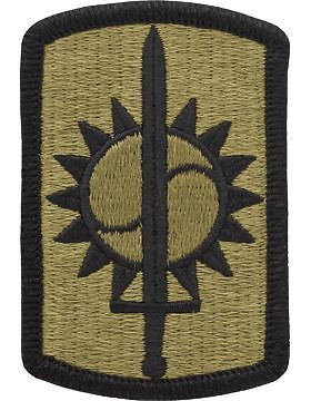 0008 Military Police Brigade Scorpion Patch with Fastener (PMV-0008E)