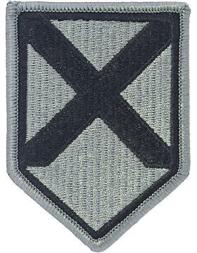 0226 Maneuver Enhancement Bde ACU with Fastener (PV-0226A)